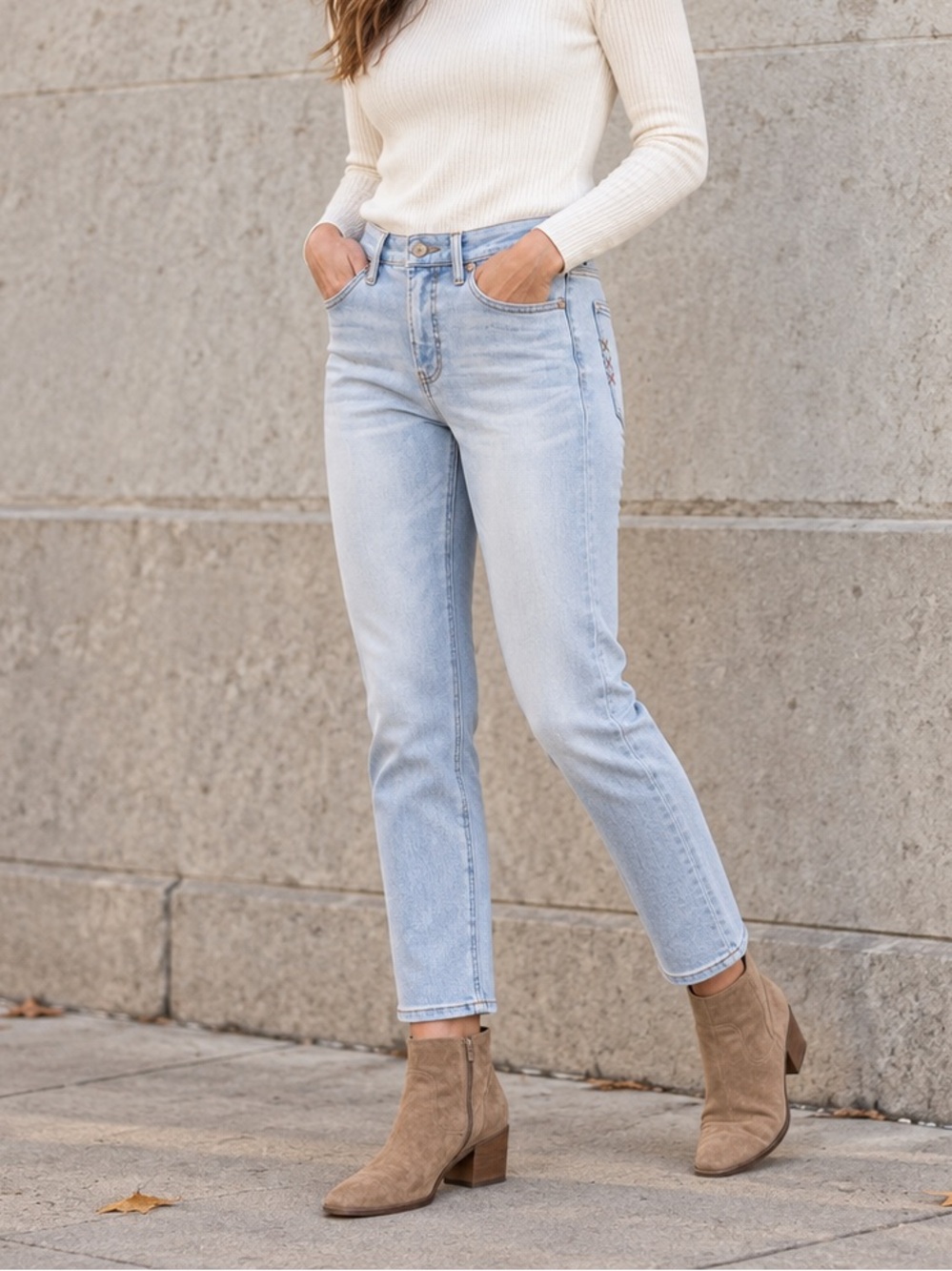 Scotch & Soda Light Wash Slim Straight Jeans Size 6 NWOT